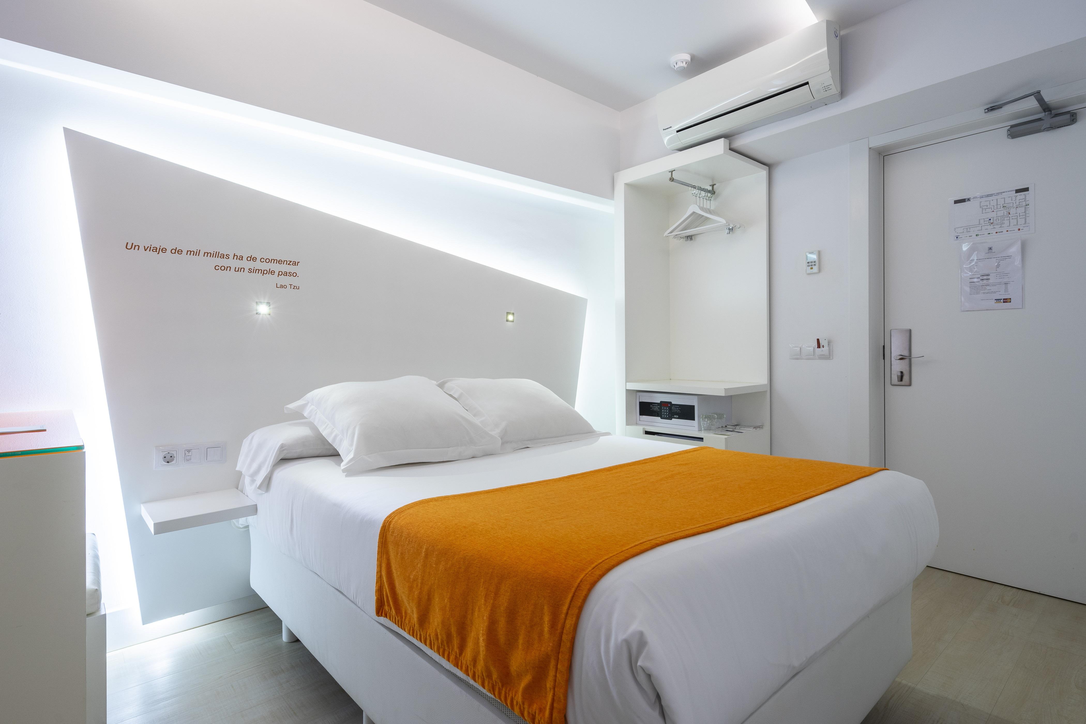 Atarazanas Málaga Boutique Hotel Esterno foto
