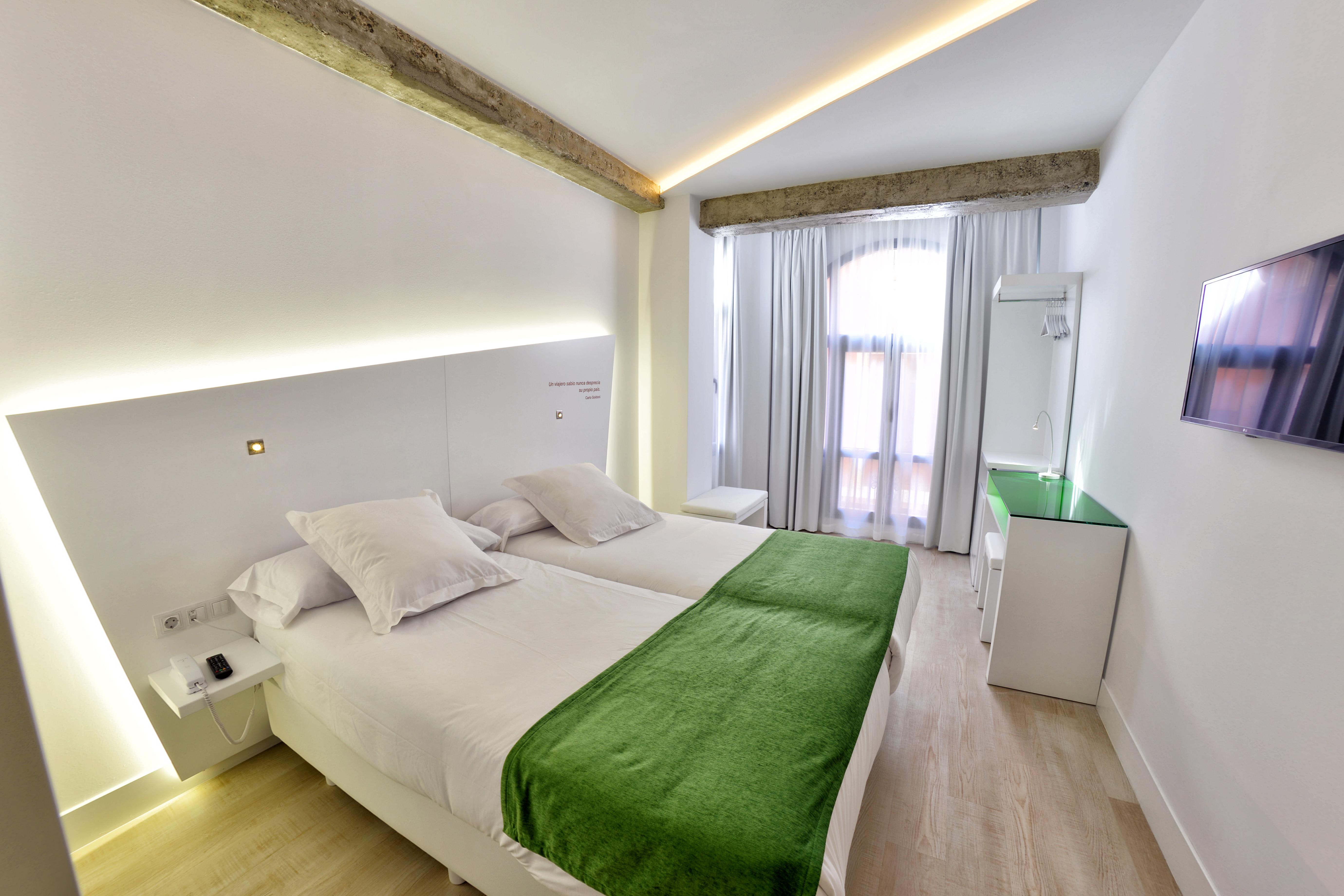 Atarazanas Málaga Boutique Hotel Esterno foto
